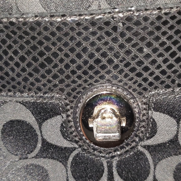 Coach black purse - Picture 3 of 10